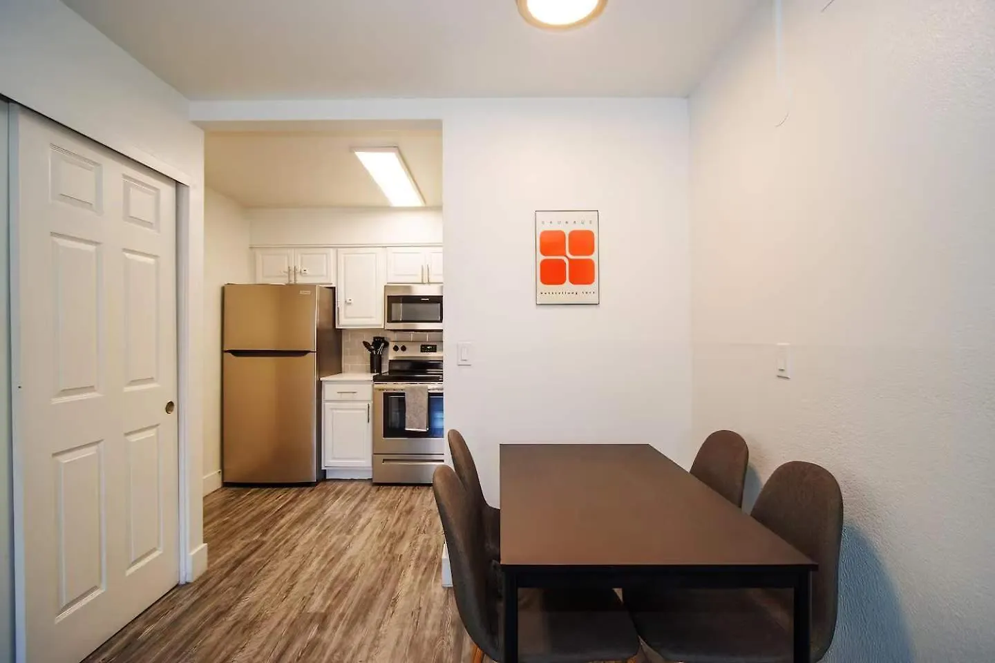 Modern Apartment Near Zoo & Sloan Park Tempe
