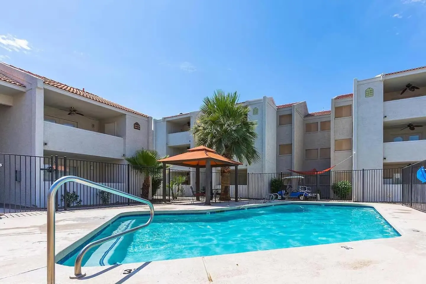 Modern Apartment Near Zoo & Sloan Park Tempe